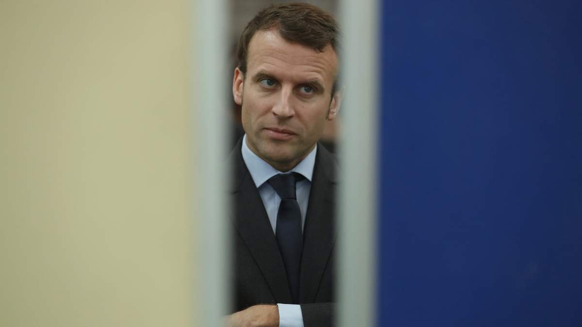 Украину посетит президент Франции Макрон