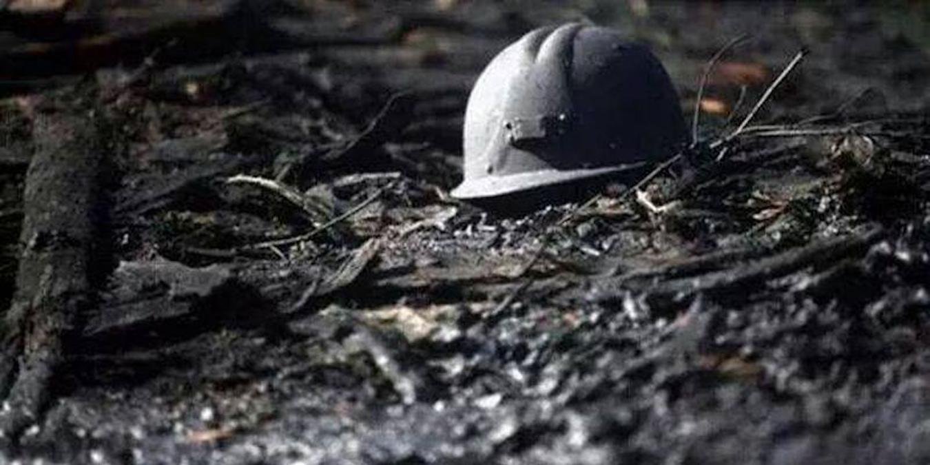 В Донецкой области под землей остаются более 100 шахтёров