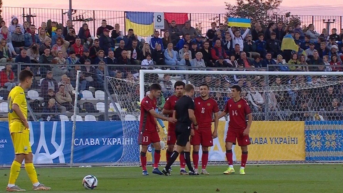 Молодёжная сборная Украины выиграла у сверстников из Армении