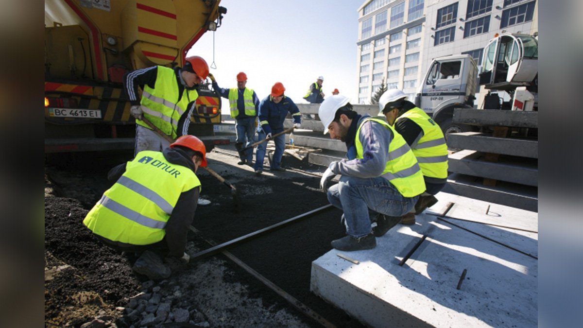 В Киеве Надднепрянское шоссе будет ремонтировать турецкая фирма, подозреваемая в краже 101 млн грн