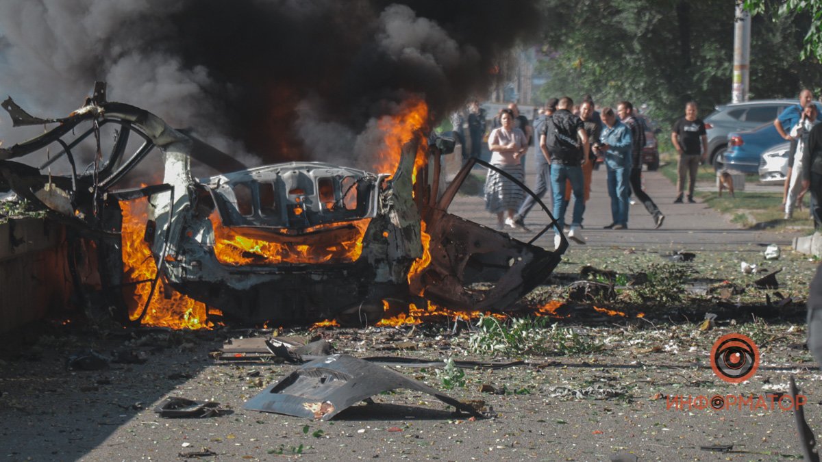 У Дніпрі вибухнув автомобіль: загинули двоє людей