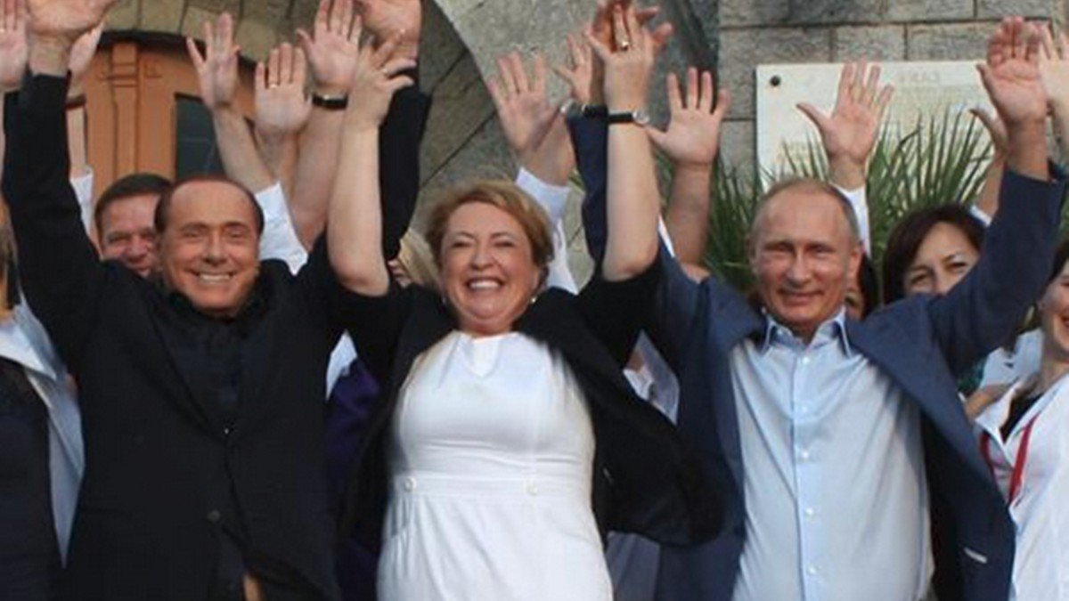 Відкрила вино для Путіна і Берлусконі в окупованому Криму: екс- "гендиректорці" "Масандри" повідомили про підозру
