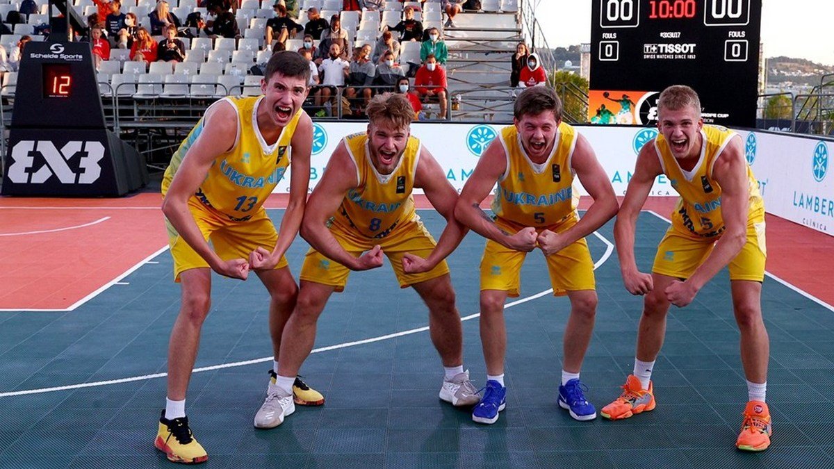 Збірна України стала другою на чемпіонаті Європи-U17 з баскетболу 3х3