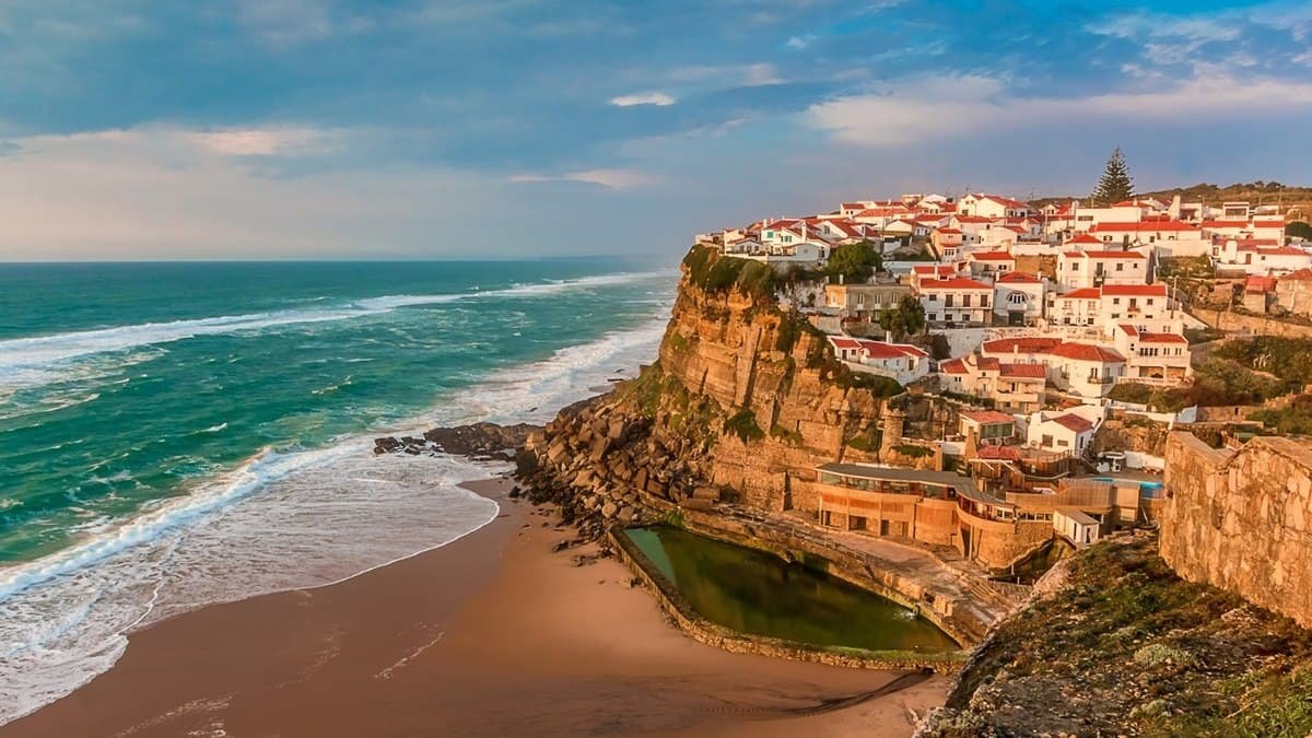 У Португалії скасують більшість карантинних обмежень з 1 жовтня