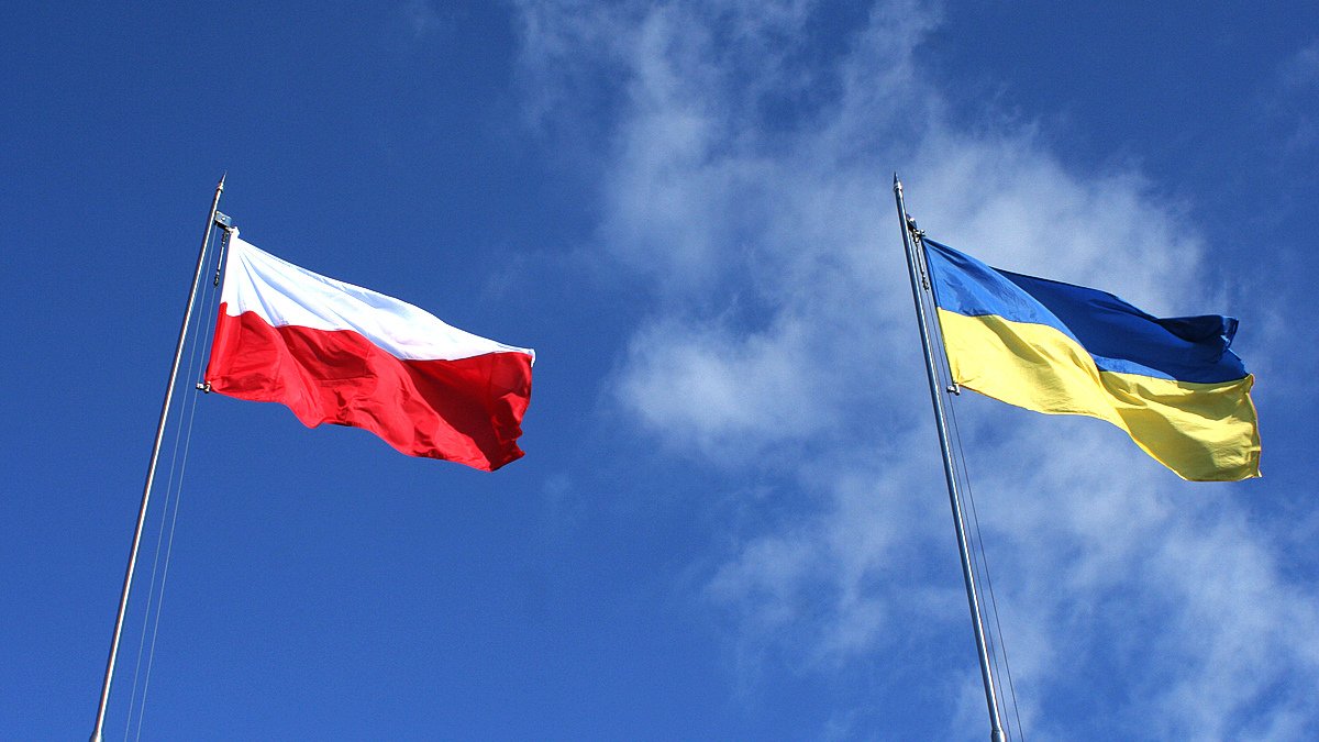 Польща передасть допомогу постраждалим від війни на Донбасі