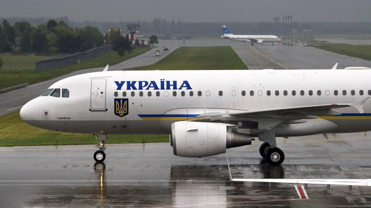Когда украинская национальная авиакомпания откроет первые рейсы
