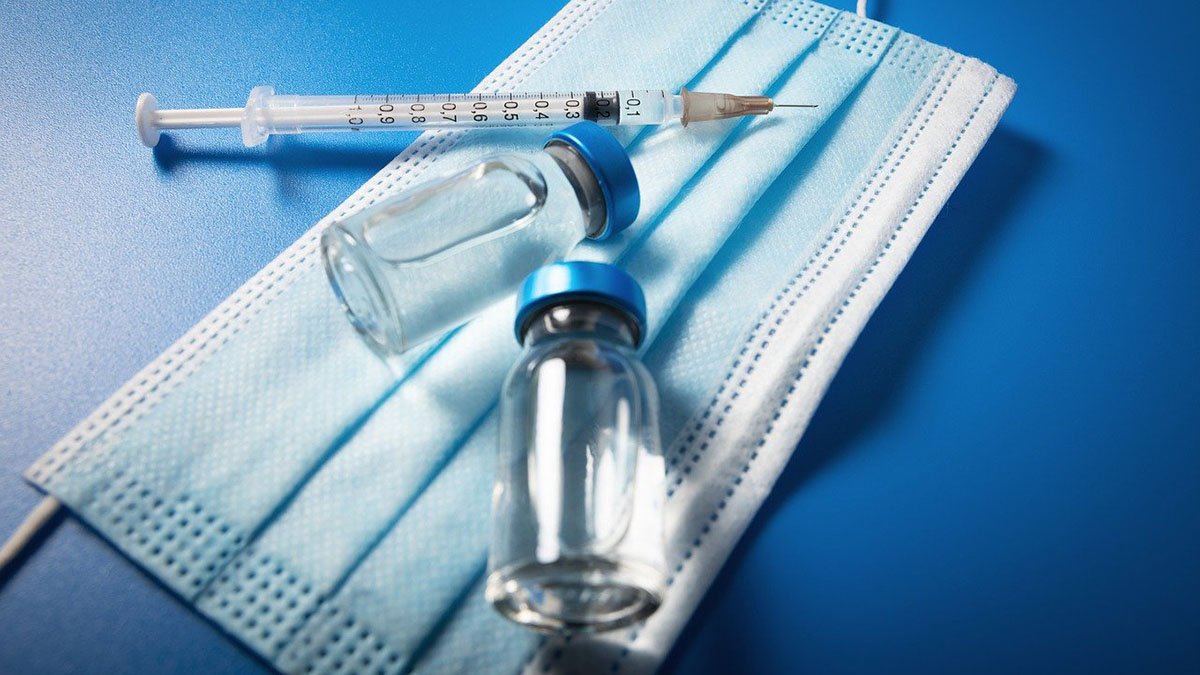 В Украине утилизируют 34 тысячи доз вакцины Pfizer