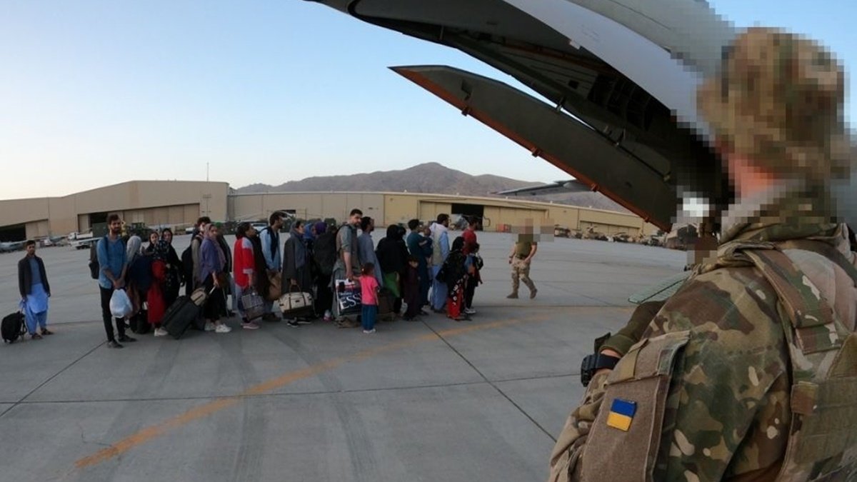 Спецслужбы РФ пытались сорвать эвакуацию украинцев из Афганистана