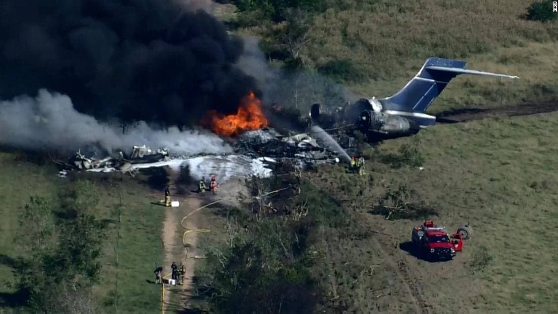 В США потерпел крушение пассажирский самолет: на борту были около 20 человек
