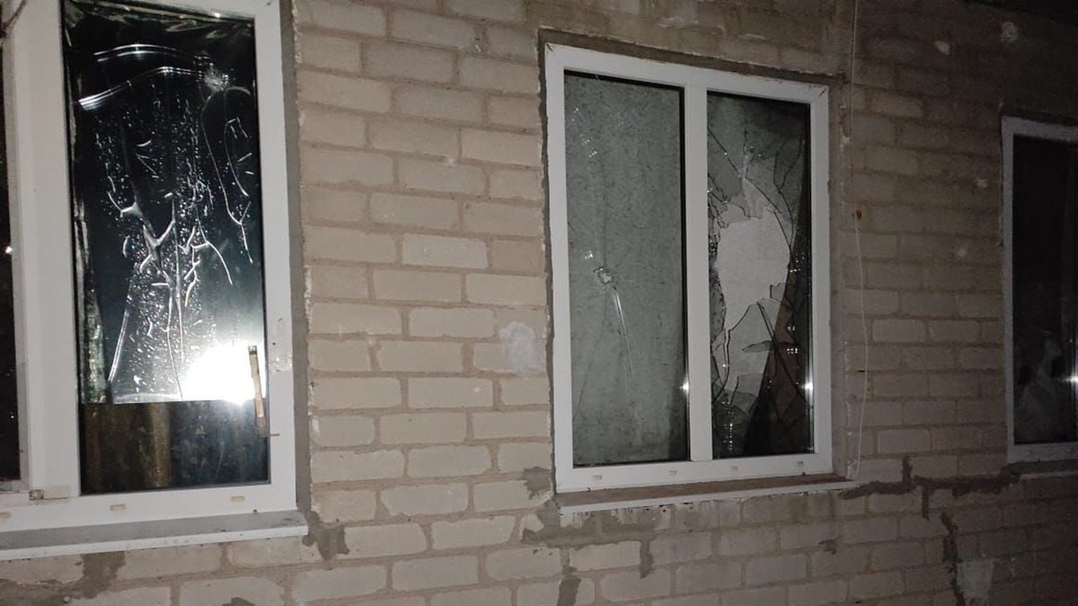 Бойовики обстріляли Трьохізбенку: зруйновано 5 будинків, ще 235 – знеструмлено
