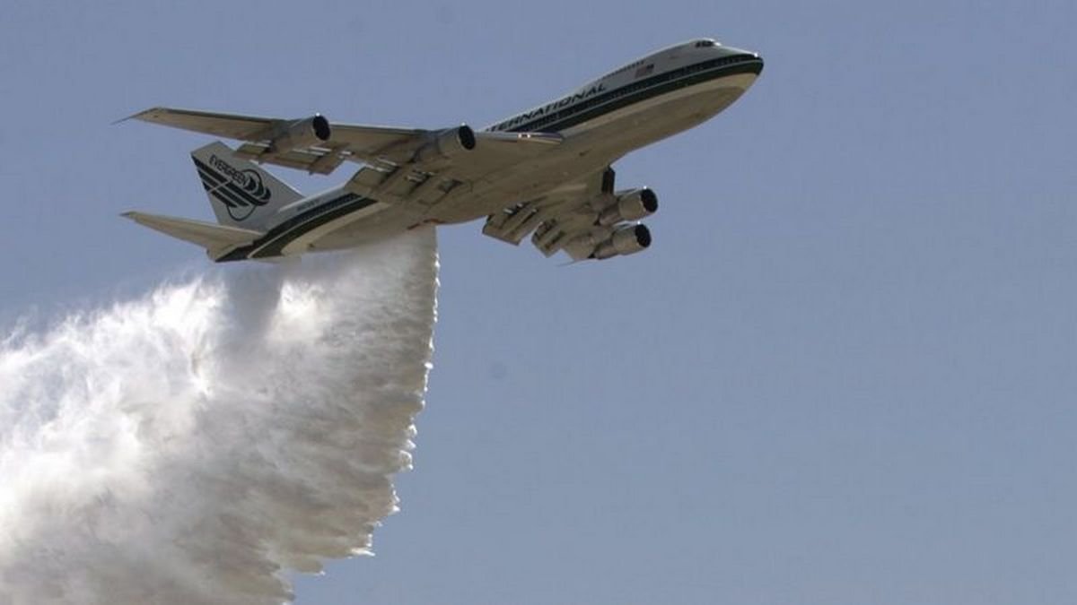 Депутат Одесского облсовета просит делать фото самолётов, которые «распыляют коронавирус»