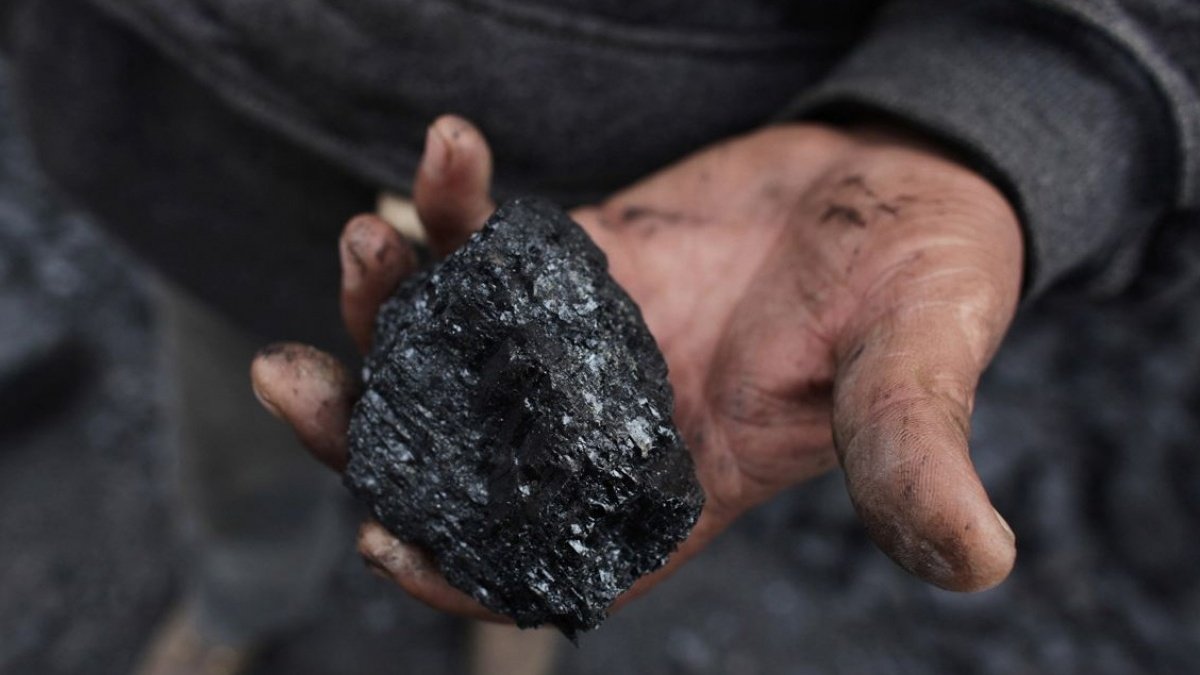 Украина заключила контракты на поставки угля из Польши, США, ЮАР