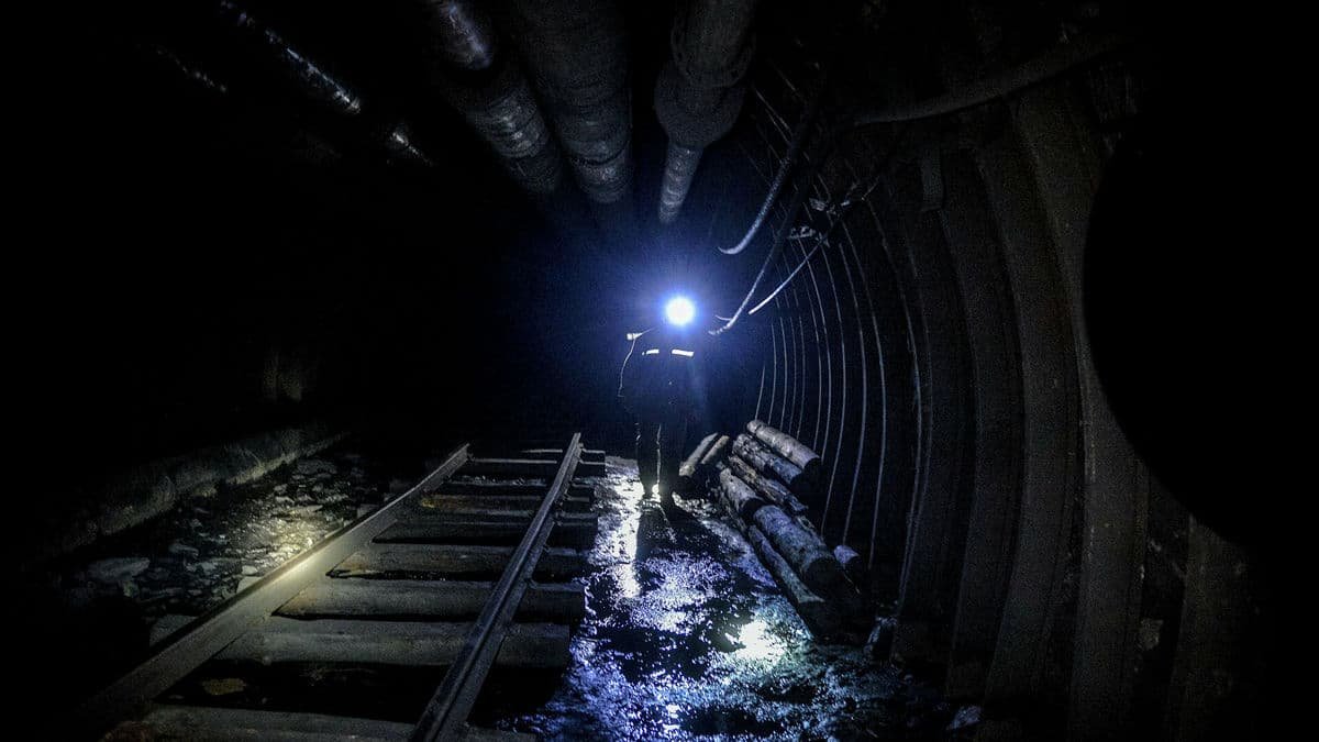 На шахте в Казахстане произошёл выброс метана: погибли 6 человек, ещё 2 пострадали