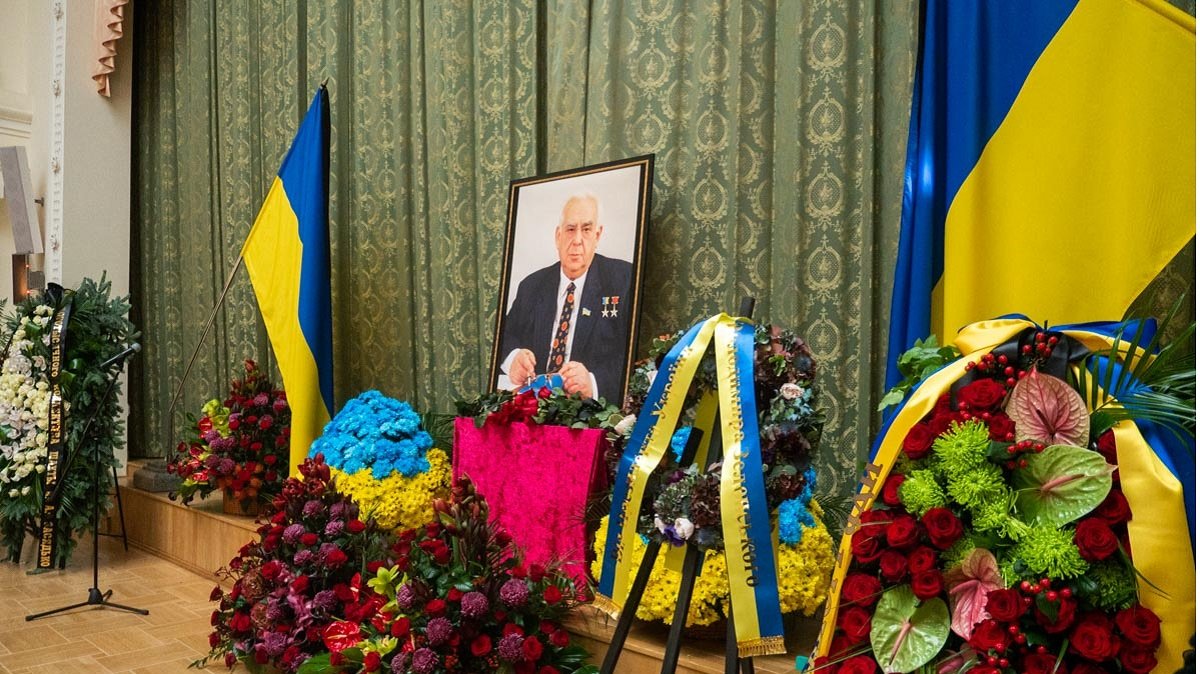Как в Киеве попрощались с политиком и Героем Украины Ефимом Звягильским