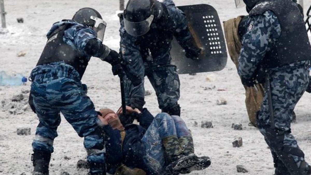 Дела Майдана: главам СБУ, МВД и «Беркута» времен Януковича сообщили о подозрении