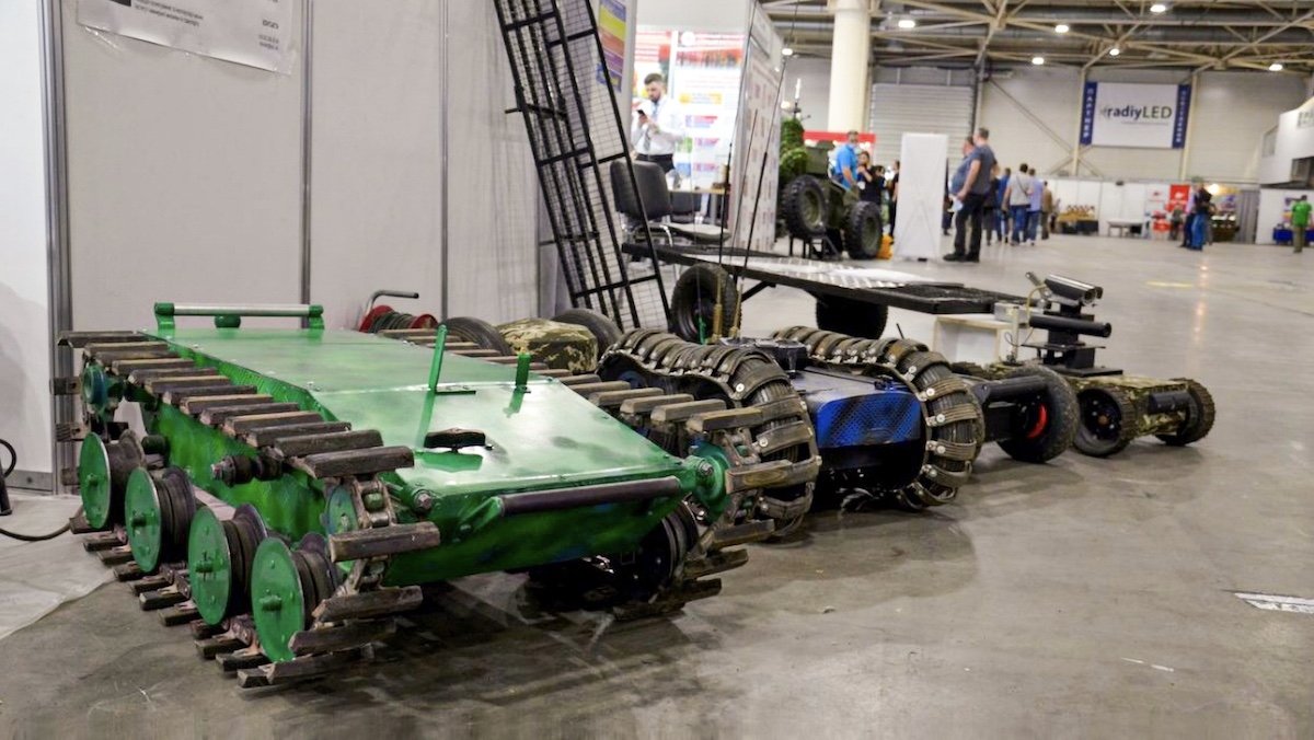 В Украине запустят производство мобильных боевых роботов