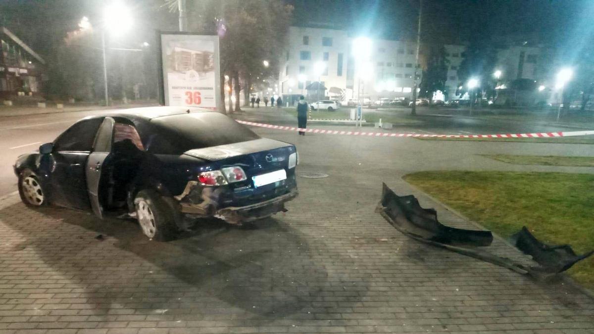 В Луцке пьяный парень на Mazda 6 сбил епископа – мужчина умер в больнице