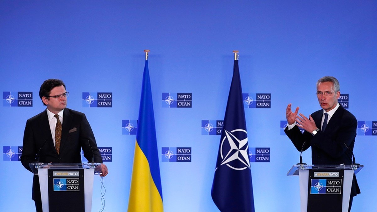 Україну запросили на зустріч міністрів закордонних справ НАТО