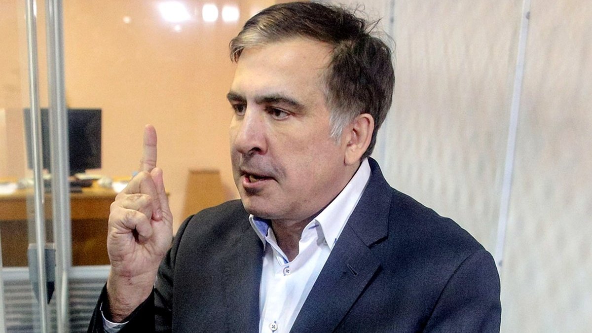 В Грузии к Саакашвили не пускают врача