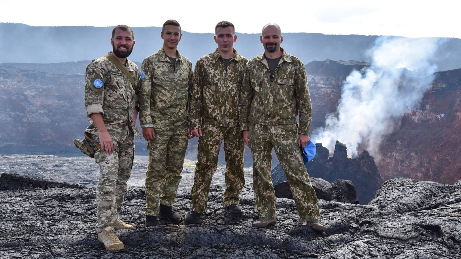 Українські миротворці посадили вертоліт на кратер діючого вулкану в Конго