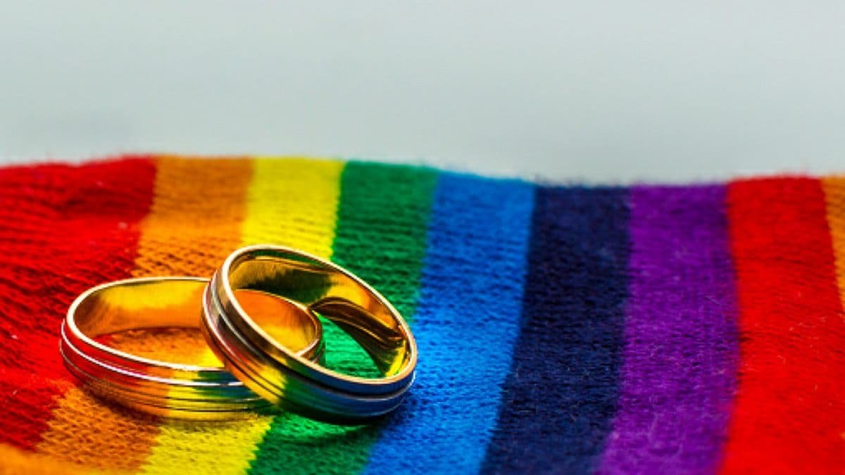 У Швейцарії з 2022 року одностатеві шлюби стануть законними