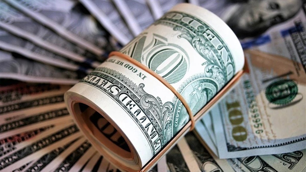 Доллар растет, что с евро: курс валют на 22 ноября в Украине