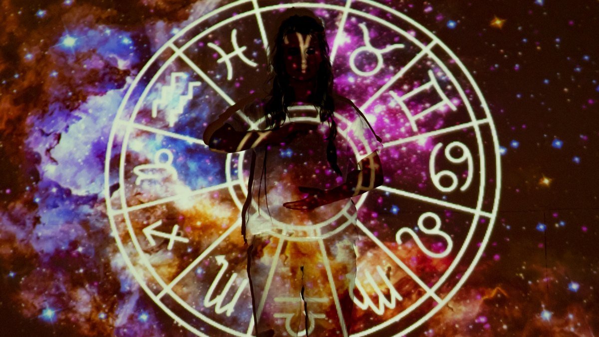 Гороскоп для всех знаков зодиака: астропрогноз на 24 ноября