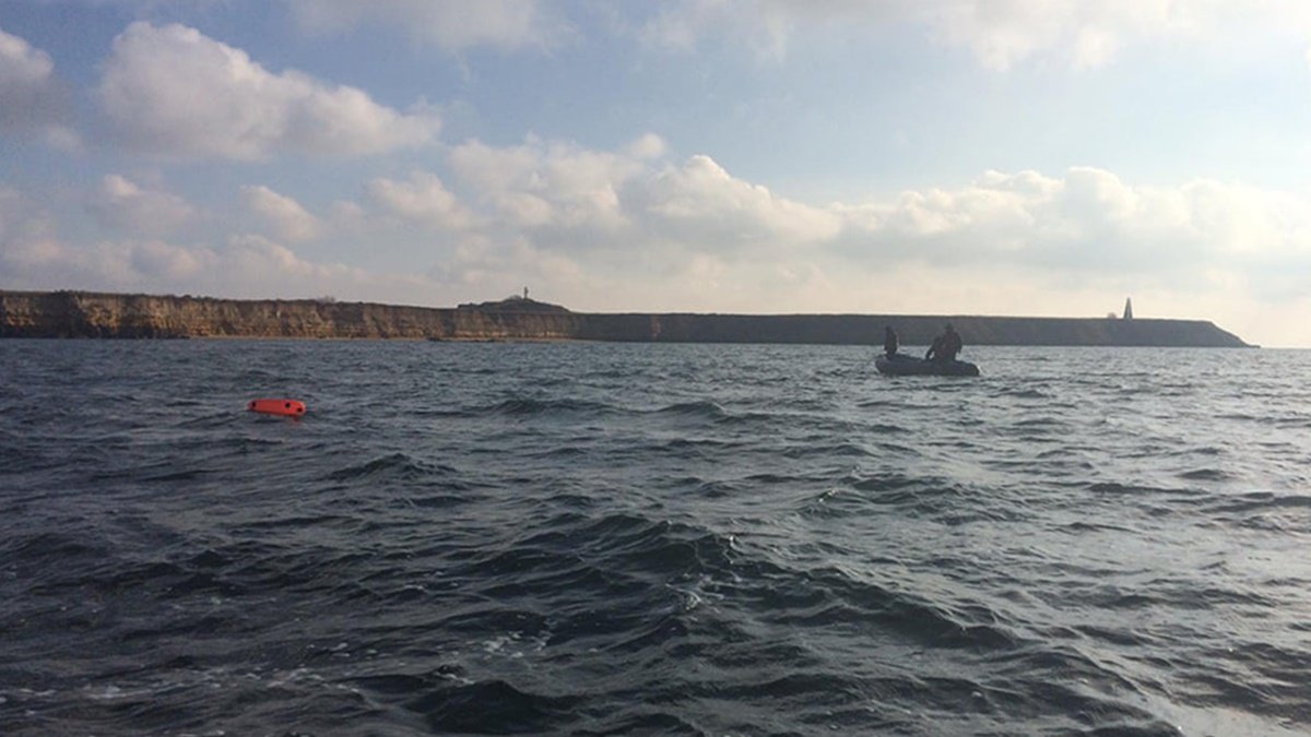 Спасатели нашли тело третьего мужчины из лодки, которая перевернулась в Чёрном море возле Очакова