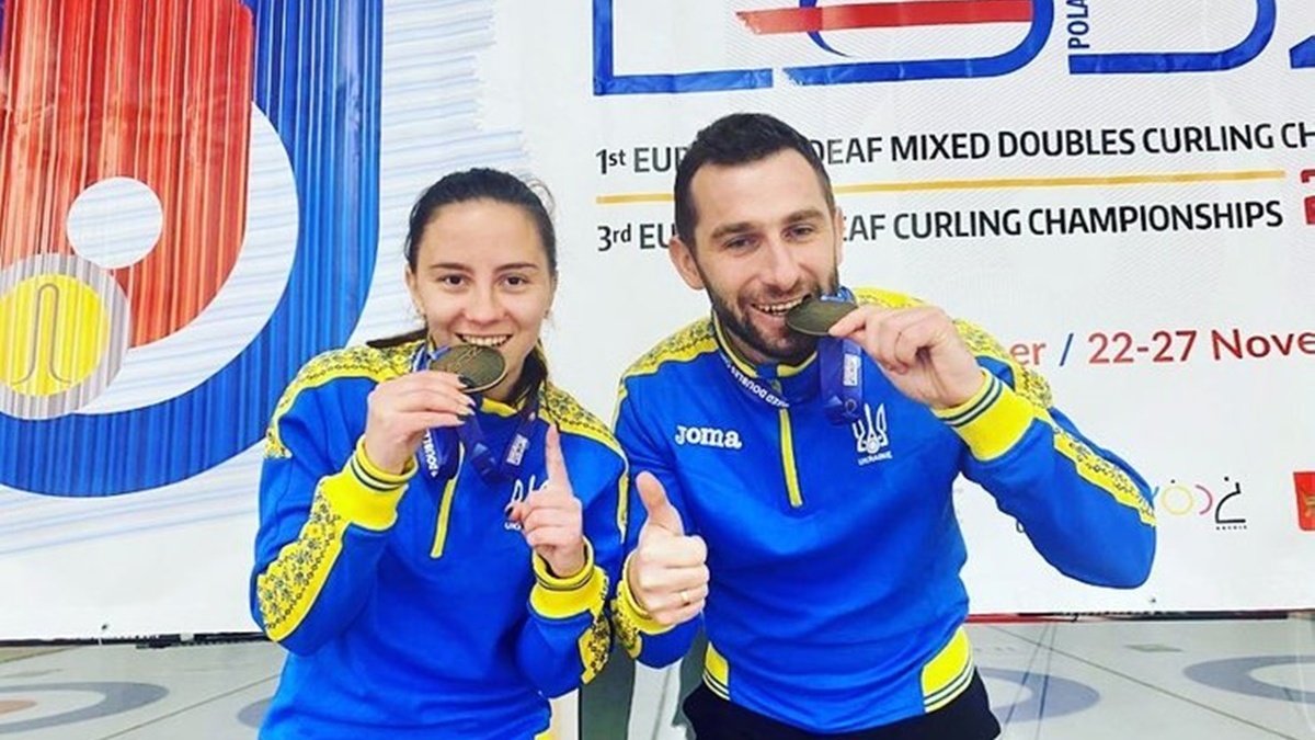 Украинцы завоевали золото на первом чемпионате Европы по кёрлингу: в финале они обыграли сборную России