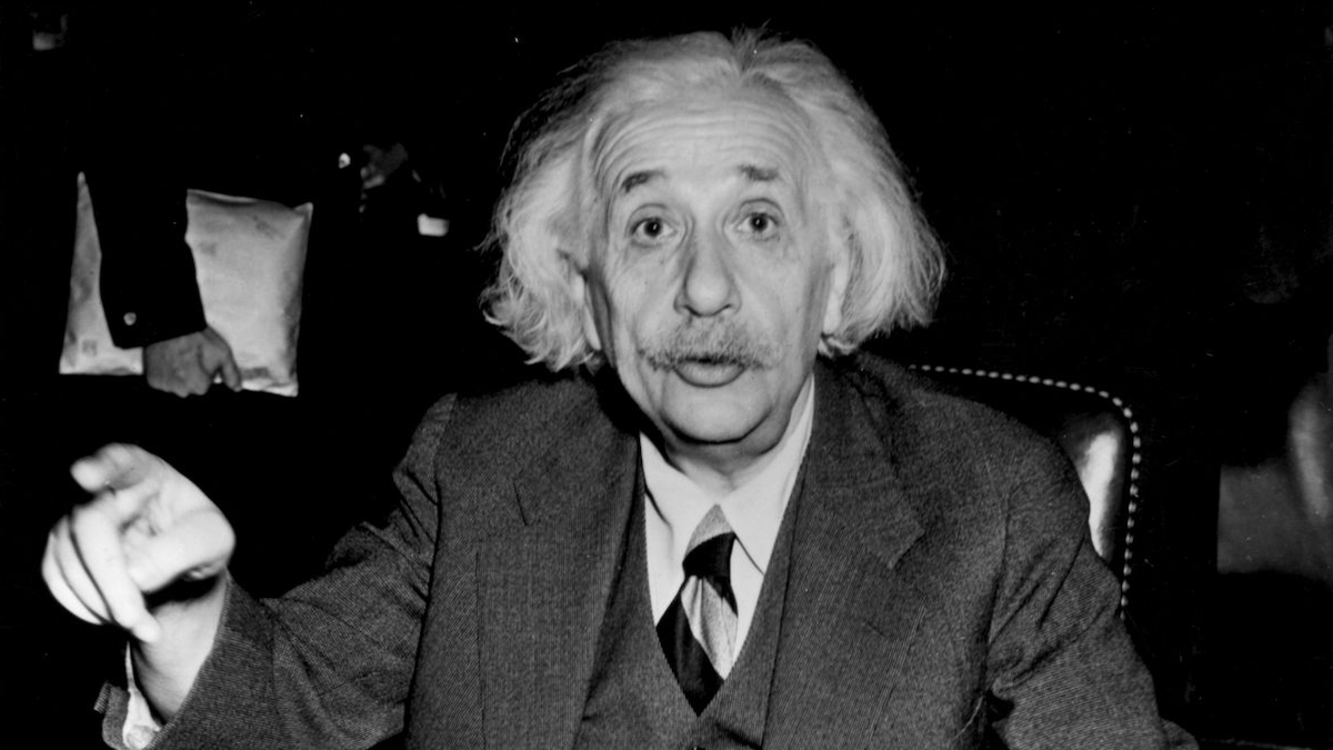 У Парижі за 13 млн доларів продали науковий документ із підписом Ейнштейна: що там важливого