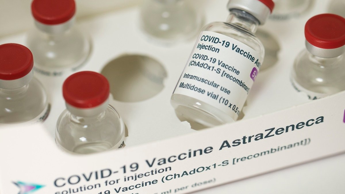У Хмельницькій області викинуть більше 12 тисяч доз вакцини AstraZeneca та Moderna