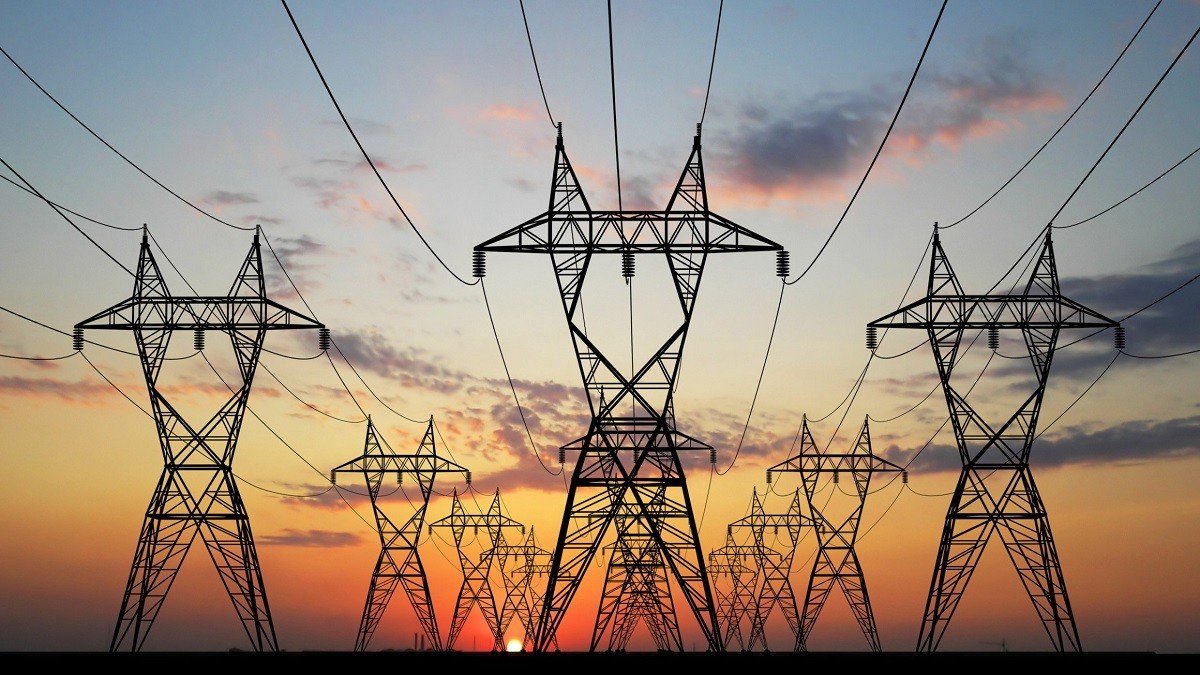 Україна збільшила імпорт електроенергії з Білорусі