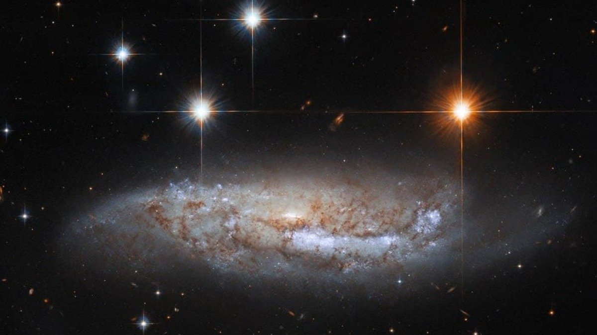 В NASA показали космическую красоту соседней с нашей спиральной галактики
