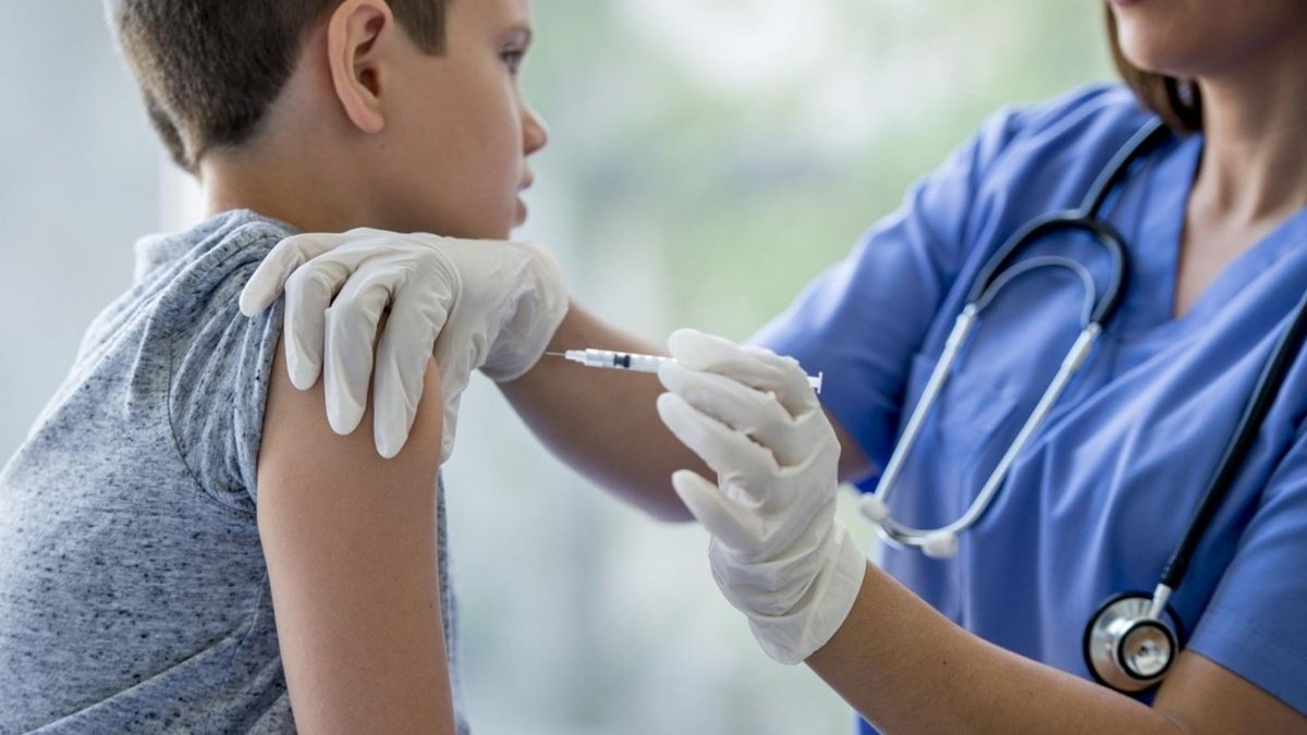 Вакцинация от полиомиелита в Украине: как сделать прививку ребёнку и что делать, если её пропустили