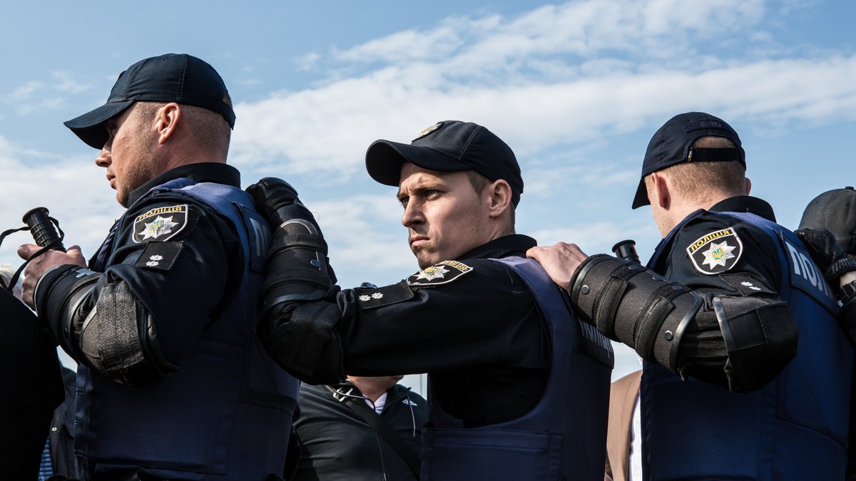 В Украине полицейским повысят зарплату: кому, когда и на сколько