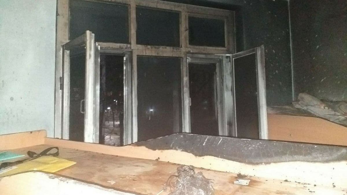 В Харькове горело общежитие: эвакуировали более 100 человек