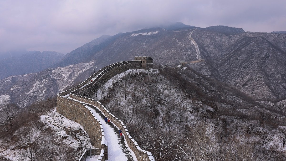 Частина Великої Китайської стіни обвалилася: є постраждалі