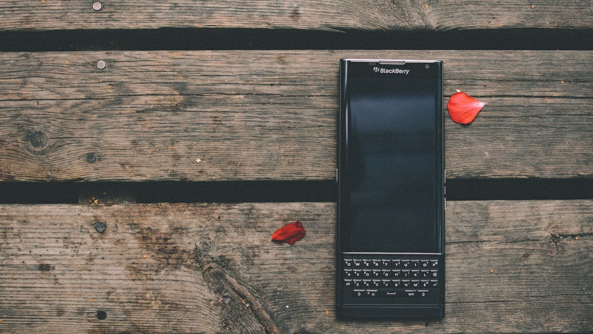 BlackBerry полностью прекратила поддержку своих смартфонов