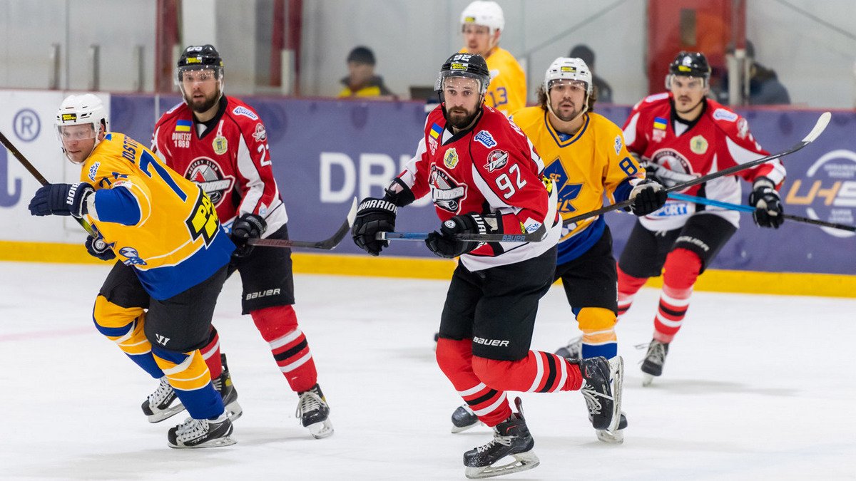 Хоккейная Суперлига Украины: «Альтаир» принимал «Белый Барс», «Донбасс» сыграл с СК «Сокол»