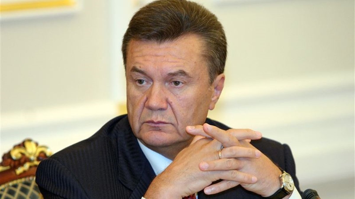 Янукович подал очередной иск в суд: он хочет вернуть себе статус президента