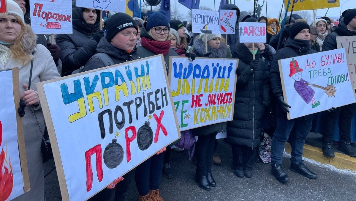 Порошенко летит в Украину: как его ждут в Жулянах