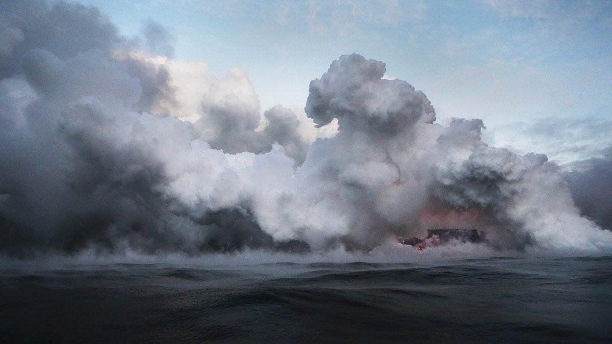 Извержение вулкана в Тихом океане ощутили во всём мире: ударная волна дошла до Украины