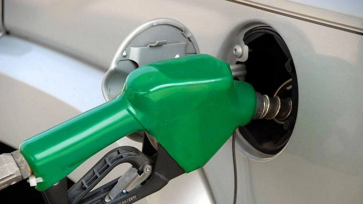 В Украине подняли цены на бензин и дизтопливо: новые расчёты Минэкономики