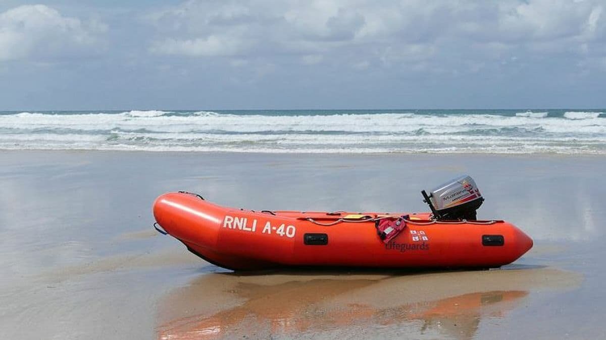 В США возле Флориды перевернулась лодка. 39 человек пропали без вести
