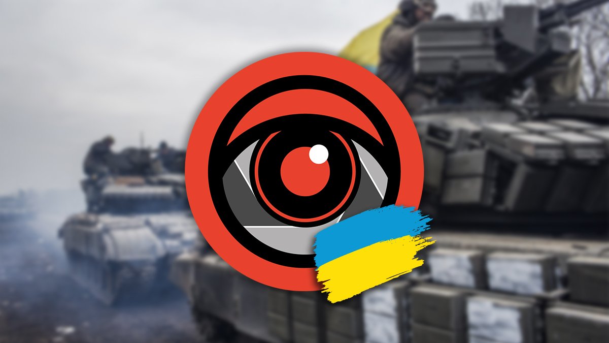 Facebook «завалили» цветами флага Украины: кто присоединился к патриотическому флешмобу