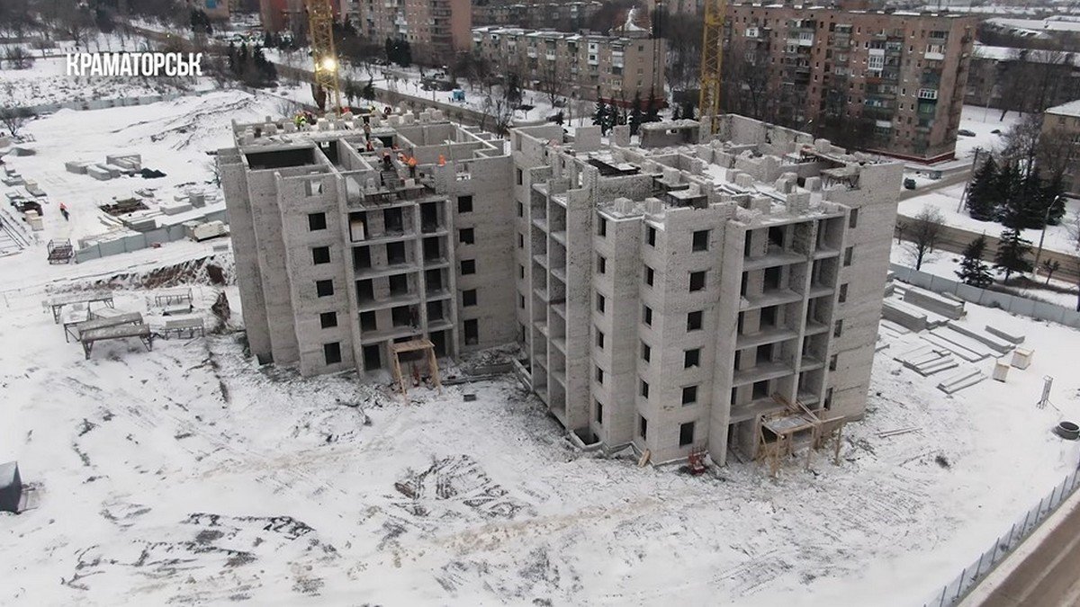 «Большая стройка» готовит для переселенцев 12-этажный дом в Краматорске