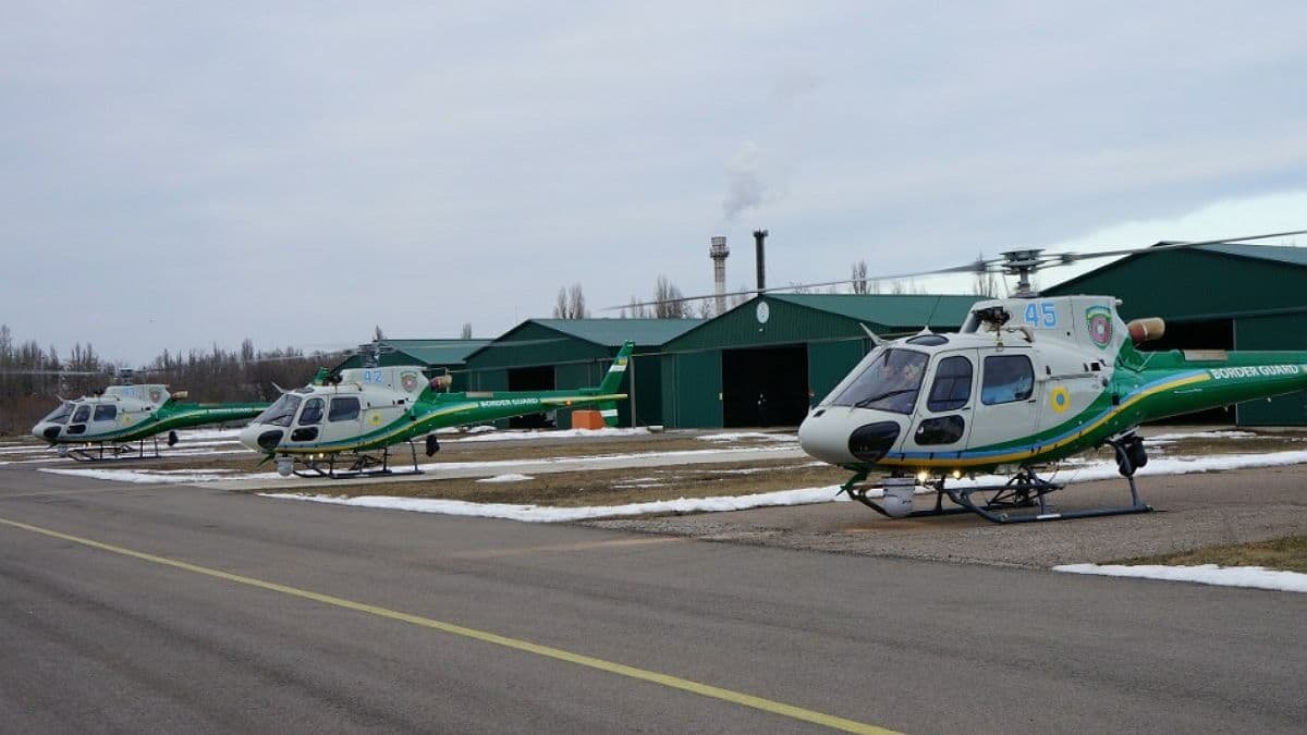 Украина получила ещё три французских вертолёта для охраны границы