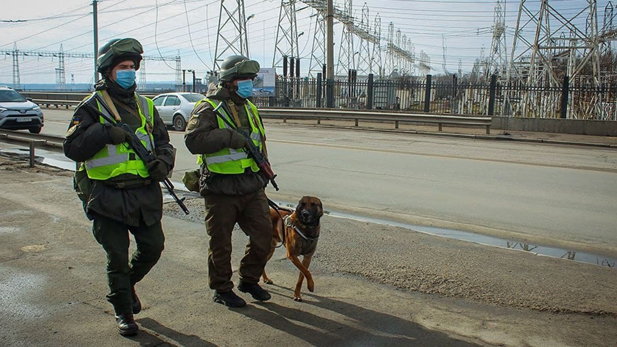 Полиция и Нацгвардия начали усиленно охранять Днепровскую ГЭС