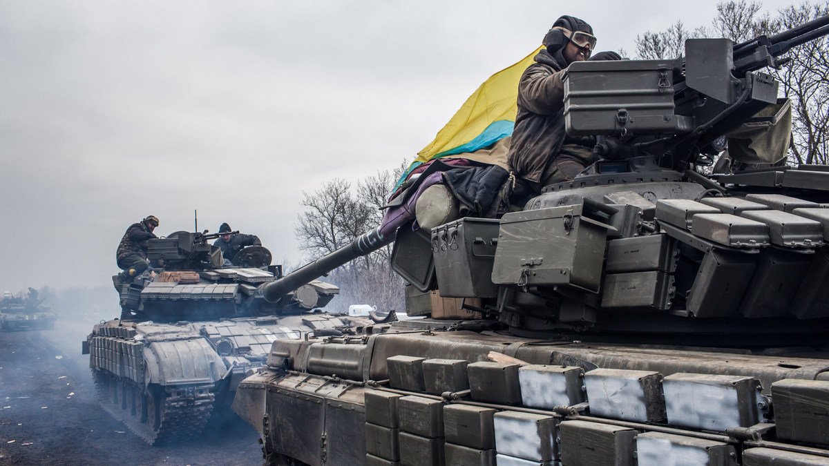 На оборону Украины дополнительно выделили 9 миллиардов