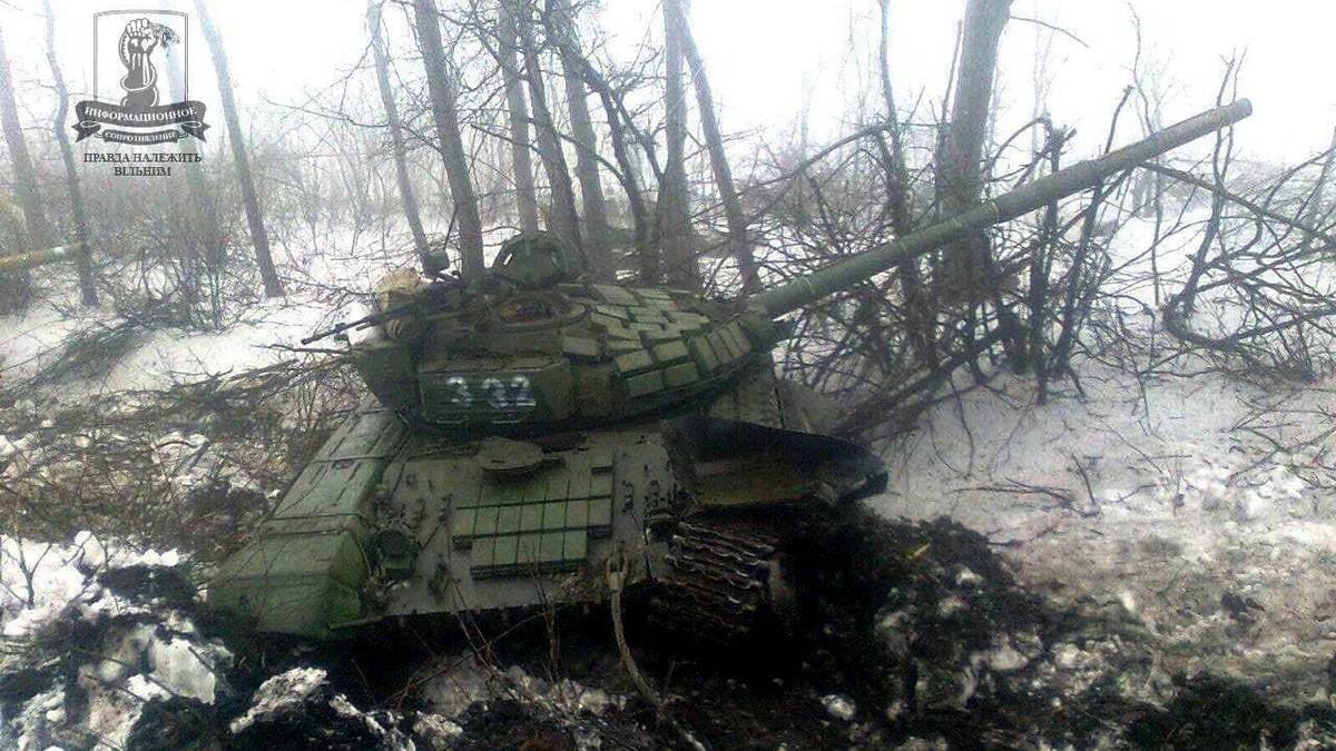 На під'їзді до Харкова спалили 4 російські танки: Генштаб